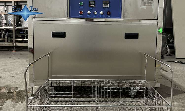 超聲波清洗機為什么用純水？揭秘水質對清洗效果與機器壽命的關鍵影響